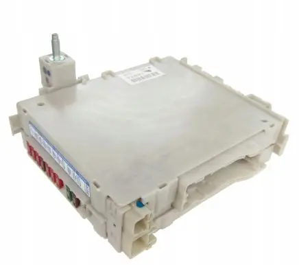 Lexus GS 300 350 430 450H Fuse module 8267030230