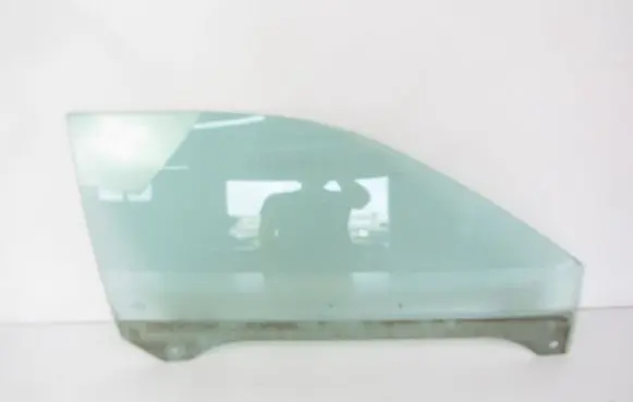 Audi A3 S3 8L Front door window glass four-door 