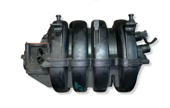 Volkswagen Jetta V Intake manifold 03C129711F