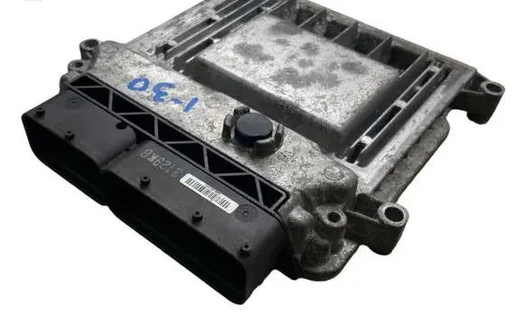 Hyundai i30 Engine control unit/module 9030933129KB 391122B100 GFD844CFS35000