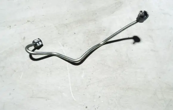 Audi Q5 SQ5 Fuel injector supply line/pipe 