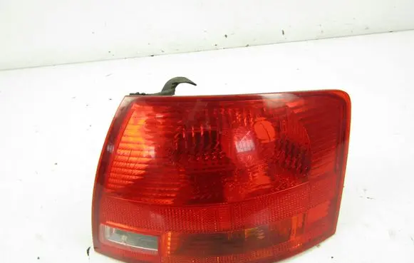 Audi A4 S4 B7 8E 8H Rear/tail lights 8E9945096E