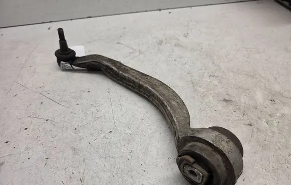 Audi A6 S6 C5 4B Front lower control arm/wishbone 4D0407695J
