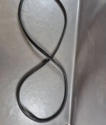 MG ZS Front door rubber seal 11409297