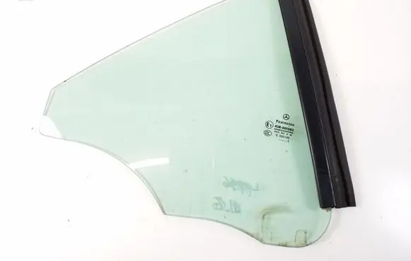 Mercedes-Benz SLK R172 Rear side window A1726700210
