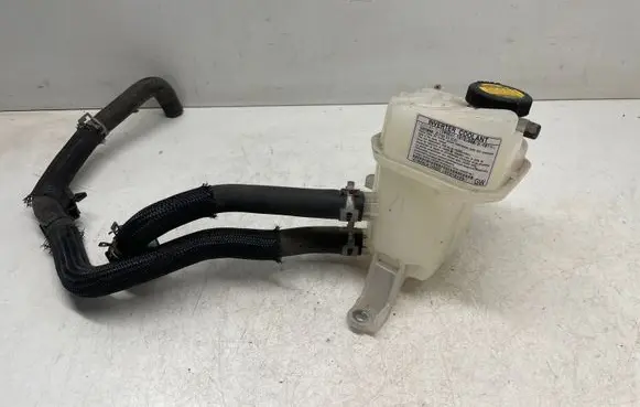 Toyota Auris E180 Coolant expansion tank/reservoir