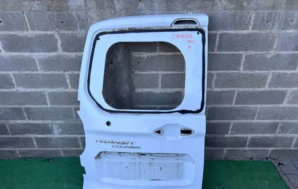 Ford Transit Courier II Rear door 