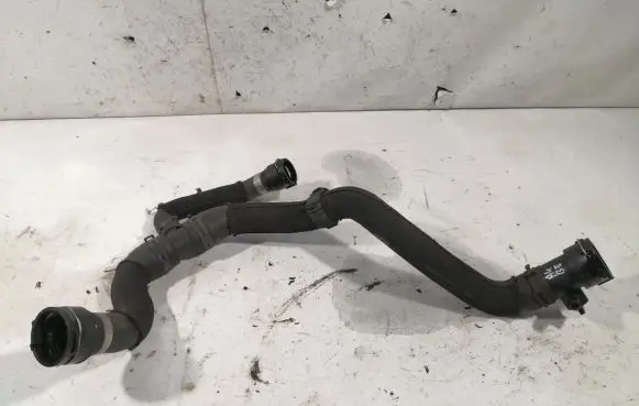 Audi A4 S4 B8 8K Engine coolant pipe/hose 8K0122293F