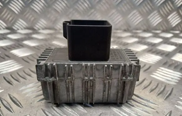 Opel Zafira A Glow plug pre-heat relay 55354141 51299018A