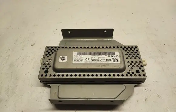 Tesla Model X Other devices 114370500C