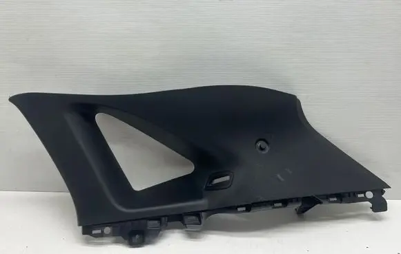 Ford Escape IV (C) pillar trim LJ6BS31148AE