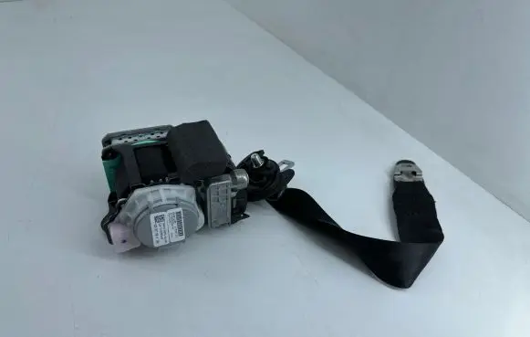Audi A6 S6 C7 4G Front seatbelt 4G8857706N 93358364 9335836