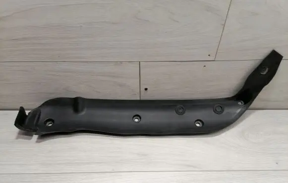 Mercedes-Benz AMG GT R190 C190 Fender end trim A1906984600