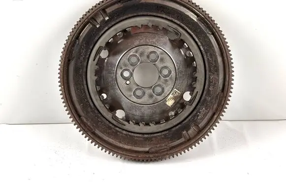 Volkswagen PASSAT B8 Flywheel 03F105266C 200316