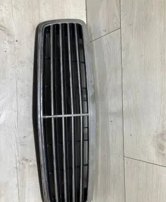 Mercedes-Benz CLK A208 C208 Front grill A2088800085