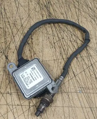 Mercedes-Benz V Class W447 Lambda probe sensor A0009058411