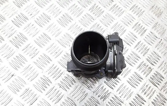 BMW 5 F10 F11 Throttle valve 7810752