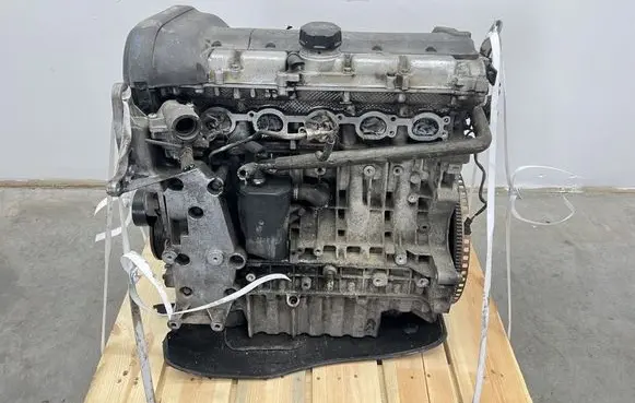 Volvo S80 Engine B5204T5