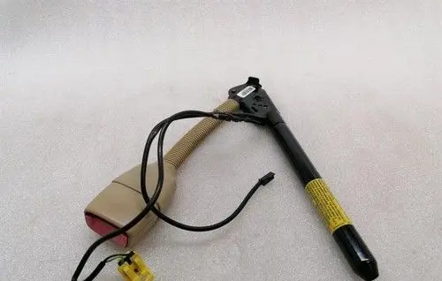 Chevrolet Corvette C6 Front seatbelt 19151315