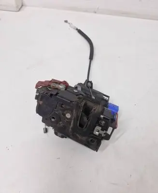 Skoda Fabia Mk2 (5J) Front door lock 3B1837015AR