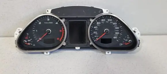 Audi A6 S6 C6 4F Speedometer (instrument cluster) 4F0920983G