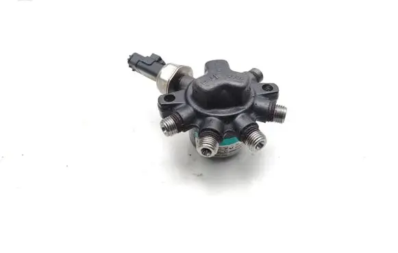 Renault Kangoo I Fuel main line pipe 8200379933