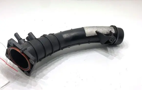 Mercedes-Benz A W176 Air intake hose/pipe A2700900844