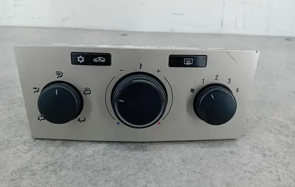 Opel Astra H Climate control/heater control trim 13269404