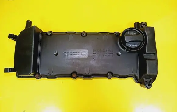 Volkswagen Sharan Rocker cam cover 021103475G