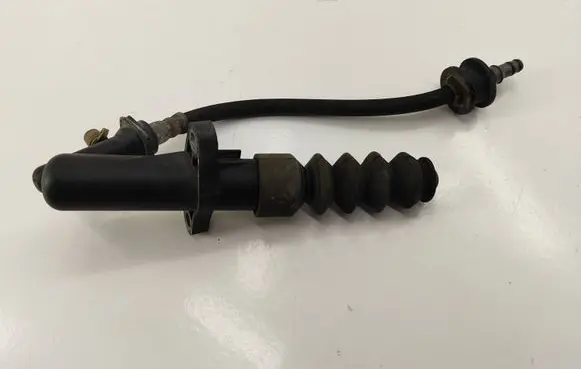 Peugeot 308 Clutch slave cylinder 9808066680