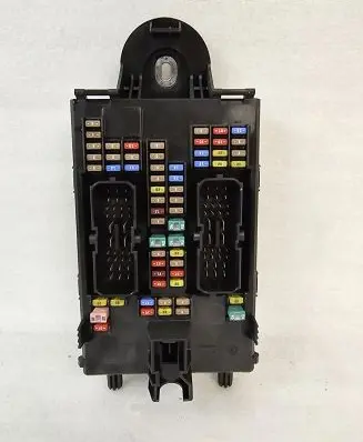 Volvo S60 Fuse module 31682732