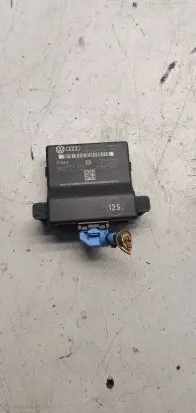 Volkswagen PASSAT B6 Gateway control module 3C0907530E 3C0907951