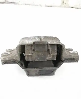 Skoda Octavia Mk2 (1Z) Engine mount bracket 1K0199555 VWAS