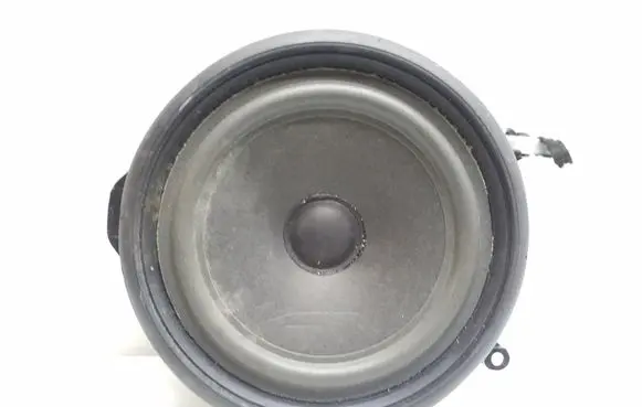Seat Exeo (3R) Front door speaker 8E0035411