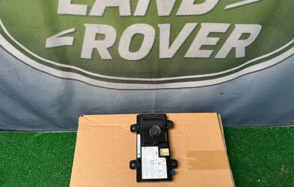 Land Rover Range Rover Evoque L551 Wireless charging module LK7214E288AB 545255056 WC501M