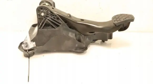 Skoda Fabia Mk4 (6VA) Clutch pedal 2Q1721058P