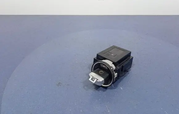 Volkswagen PASSAT B6 Ignition lock 3C0905843Q