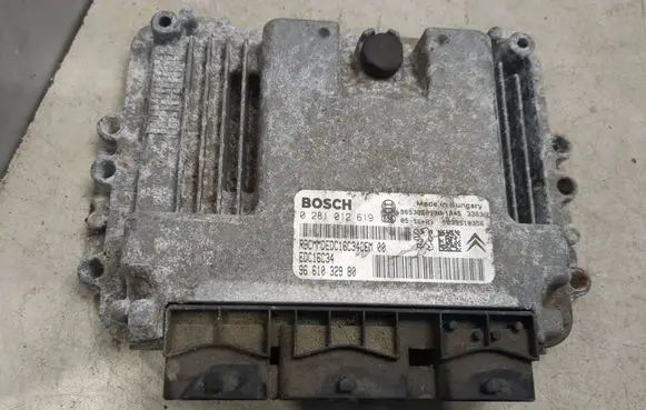Citroen C4 I Engine control unit/module 9653858980 9661032980 0281012619