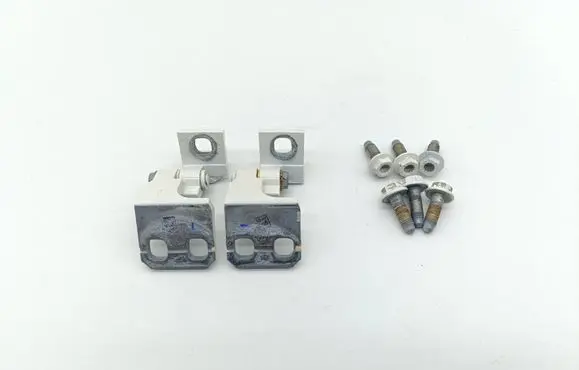 Maserati Ghibli Front door hinge set A048903
