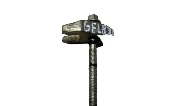 Nissan Qashqai Fuel Injector clamp holder