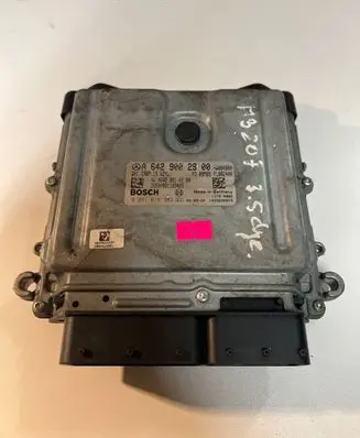 Mercedes-Benz E C207 W207 Engine control unit/module A6429002900 A6429010200