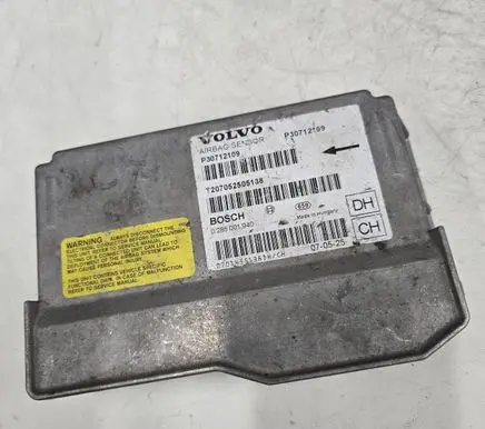 Volvo V70 Airbag control unit/module 0285001940 P30712109 T207052505138