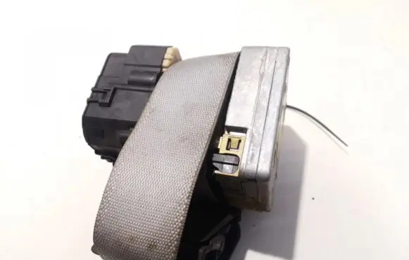 Mercedes-Benz S W220 Front seatbelt 2018680222 00066236
