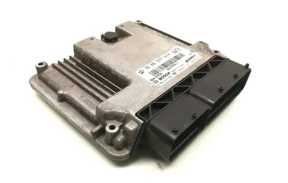 Opel Insignia A Engine control unit/module 55577674 0281017452 1039S42621