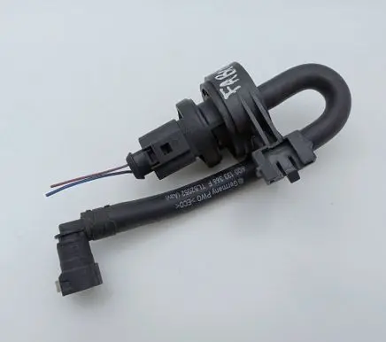 Skoda Fabia Mk1 (6Y) Valve vacuum 6Q0133366F 6Q0133352AL