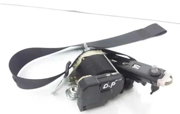 Opel Astra G Front seatbelt 90560637 00066697