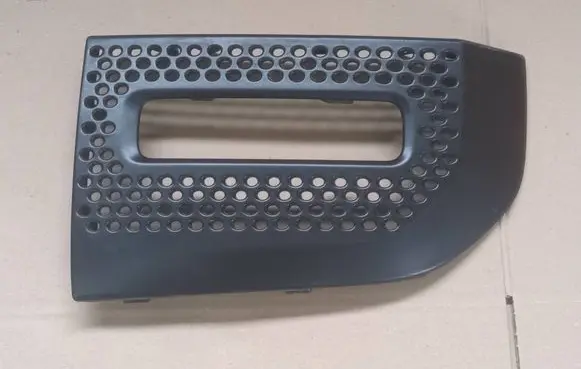 Land Rover Defender Front bumper lower grill L8B215B217A