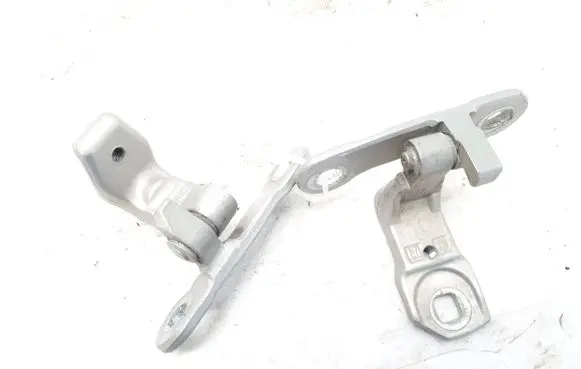 Rear door hinge set