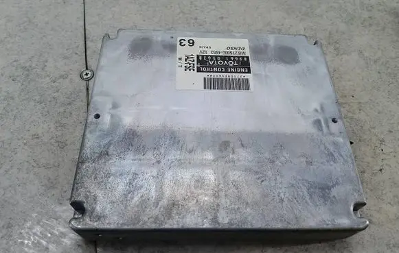 Toyota Avensis T250 Engine control unit/module ECU 8966105630