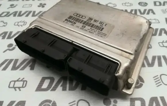 Volkswagen PASSAT B5 Engine control unit/module 3B0907551K 0261206188